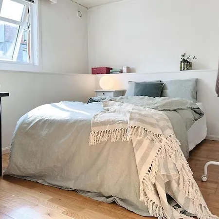 Central, Bright, And Spacious Retreat Stavanger