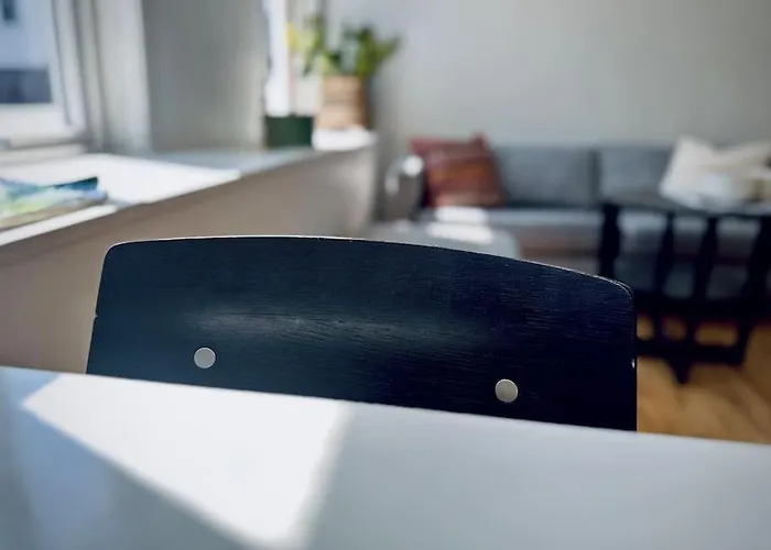 Central, Bright, And Spacious Retreat * Stavanger