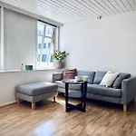 Appartement Central, Bright, And Spacious Retreat *